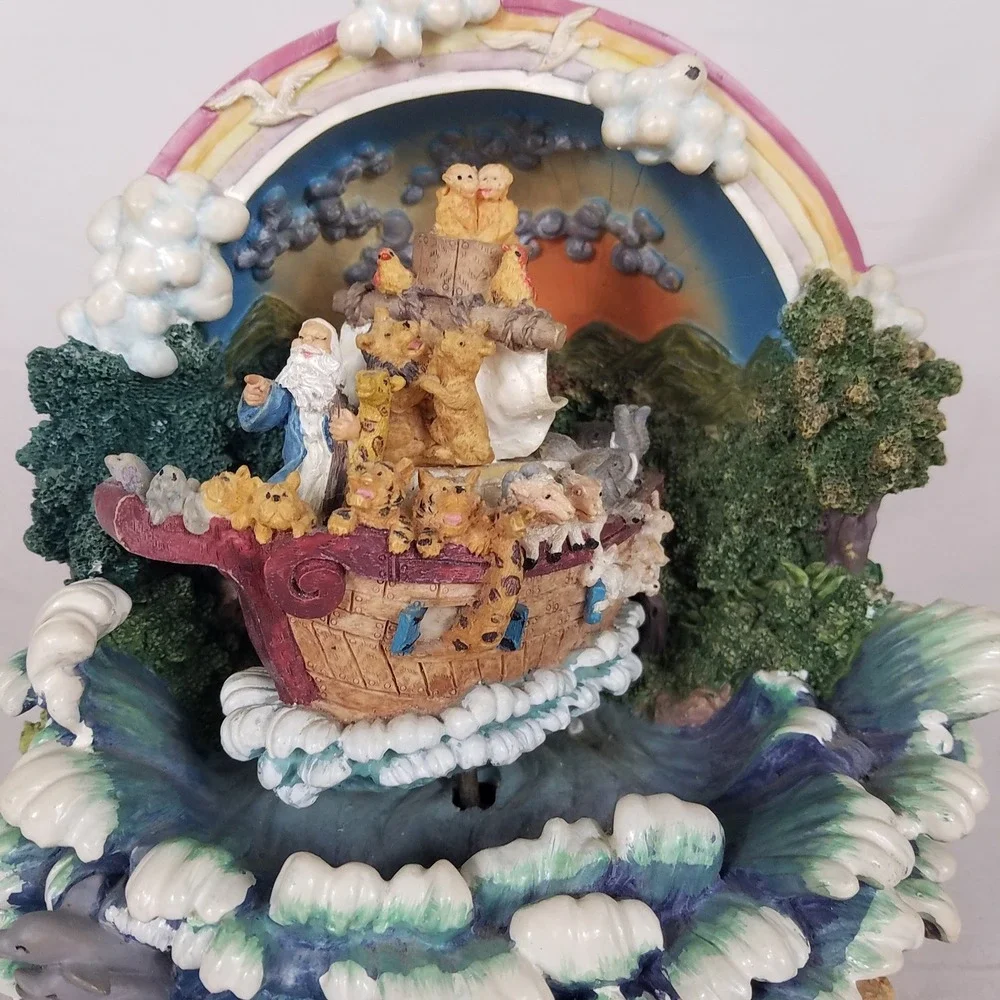 Vntg 1979 Noah's Ark Musical moving Figurine Wind Up plays somewhere out there